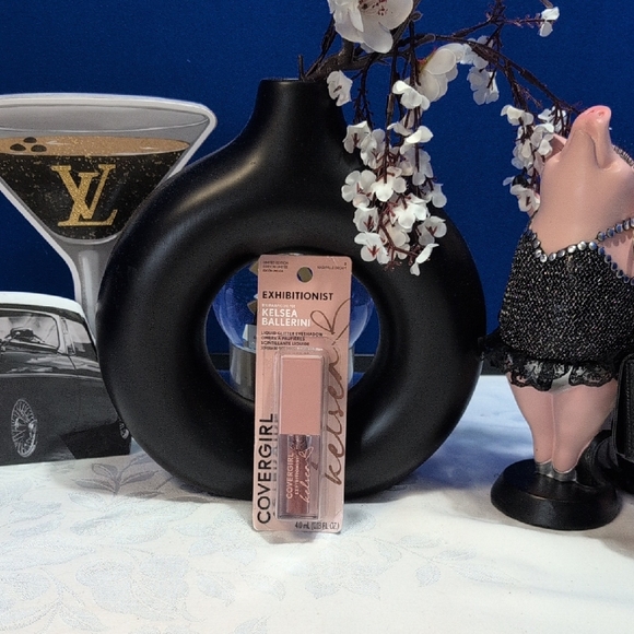 COVERGIRL Exhibitionist Liquid Glitter Eyeshadow - Nashville Dream - Picture 1 of 4